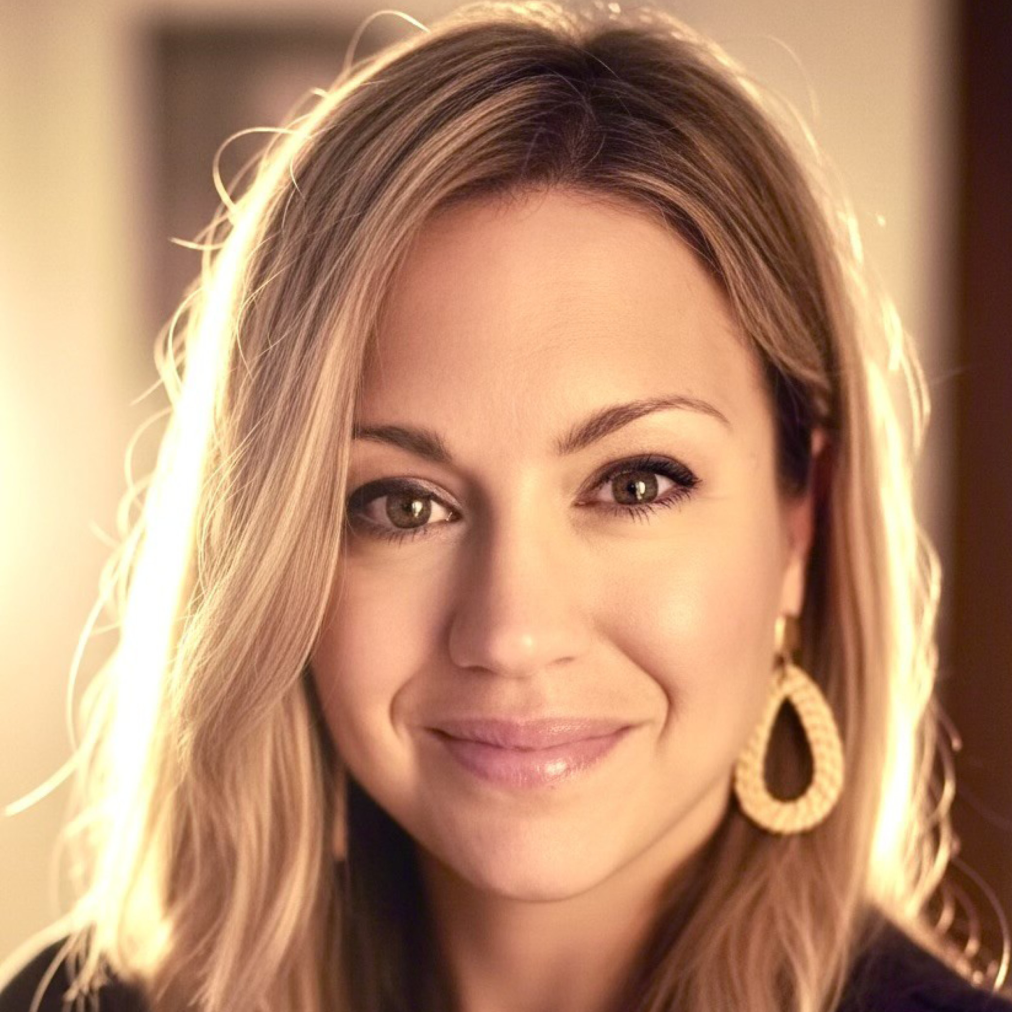 Lena Livinsky Panel Speaker